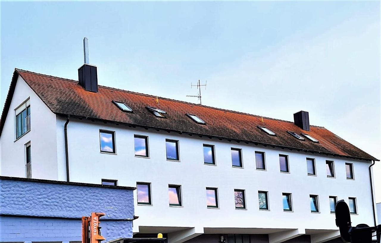 Bei Playmobilland- Großzügige Wohnung mit Terasse 4 Zirndorf Exterior foto